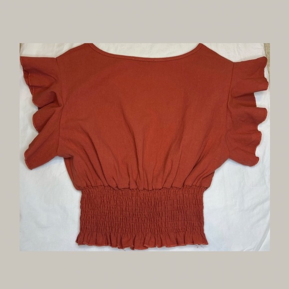 SHEIN V-Neck Ruffled Top - Picture 4 of 7